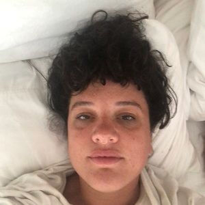 Meet your Posher, Ferron